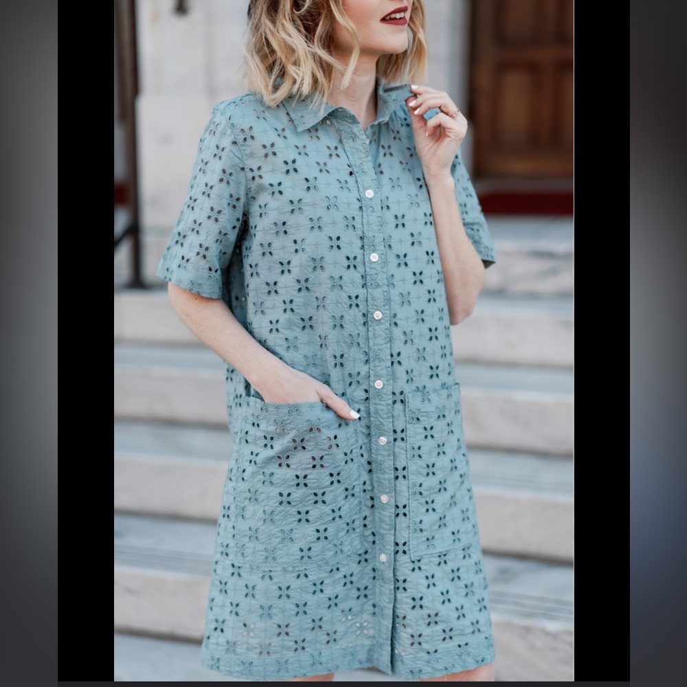 Gap mint lace dress